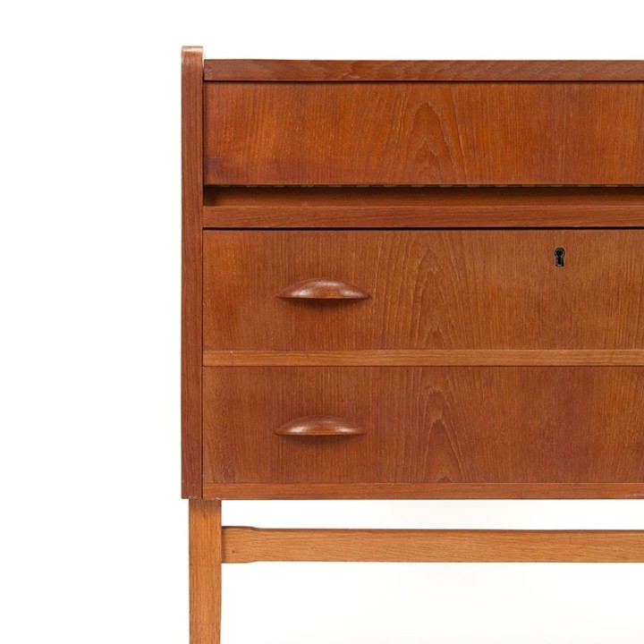 Mid-Century teak vintage chest of drawers and dressing table in
