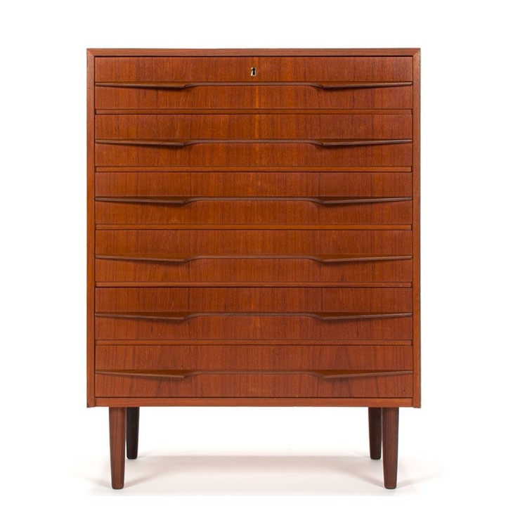 G.J. Møbler Danish vintage Mid-Century chest of drawers