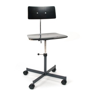 Deense vintage bureaustoel model Kevi ontwerp Jorgen Rasmussen