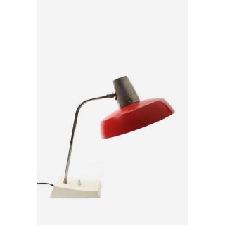 Desk lamp with red shade - Retro Studio