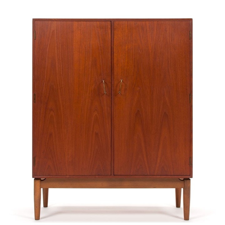 Deense Mid-Century vintage kast medium grootte