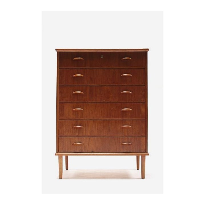 Chest of drawers in teak