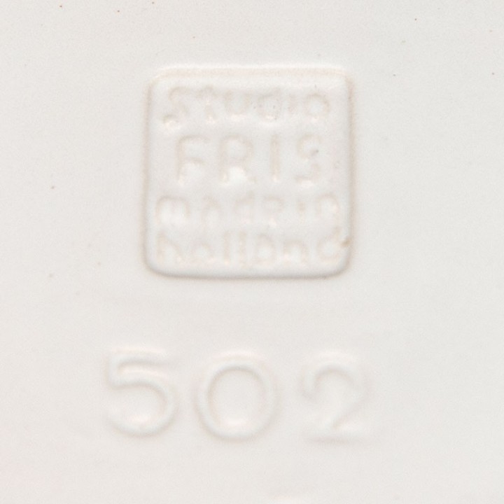 White model vintage Fris Edam vase model 502