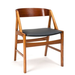 Henning Kjaernulf vintage Deense model 72 eettafel stoel