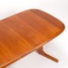 Oval Mid-Century vintage extendable dining table from Johs.