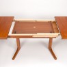 Oval Mid-Century vintage extendable dining table from Johs.