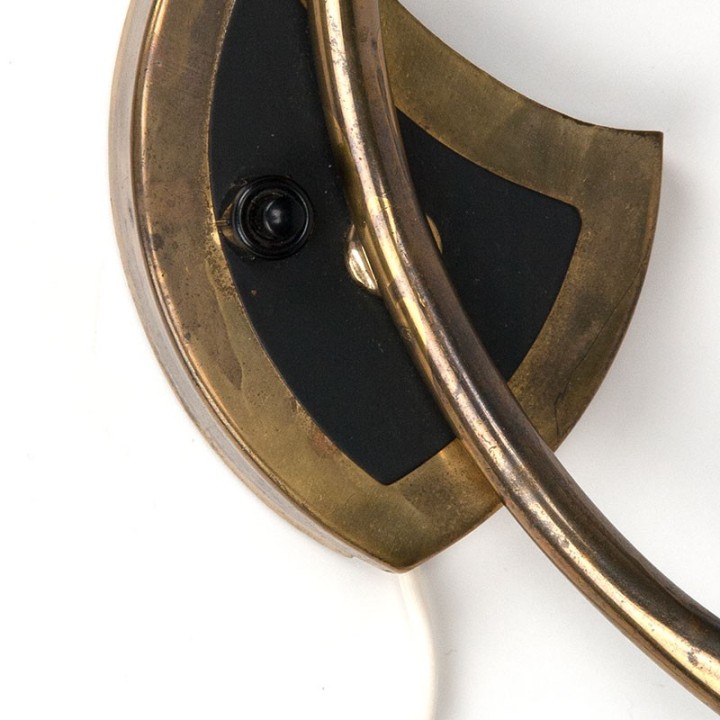 Fifties vintage wall lamp with brass detail