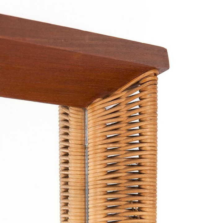 Mid-Century vintage spiegel met rand in riet en teakhout
