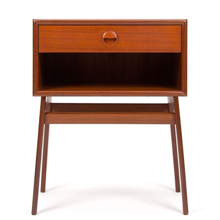 Small model Mid-Century Danish vintage chest/bedside table