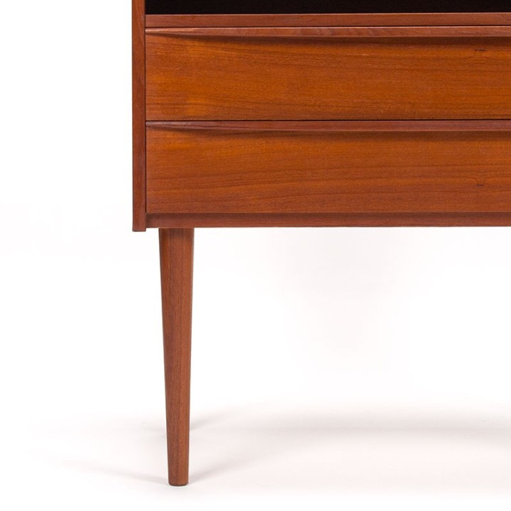 Mid-Century Deens teakhouten vintage ladekast en kaptafel in 1