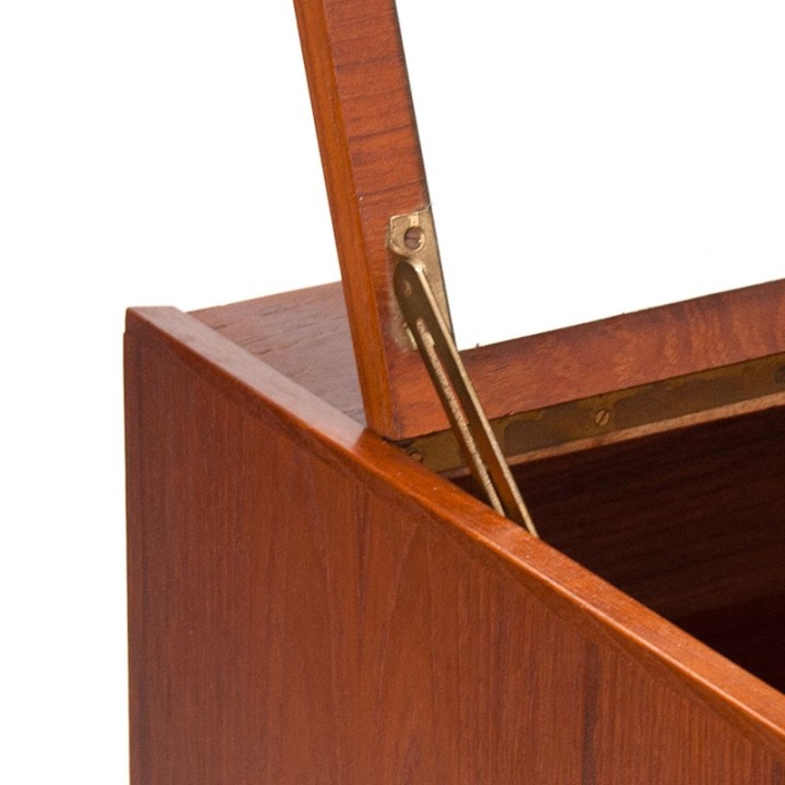 Mid-Century Deens teakhouten vintage ladekast en kaptafel in 1