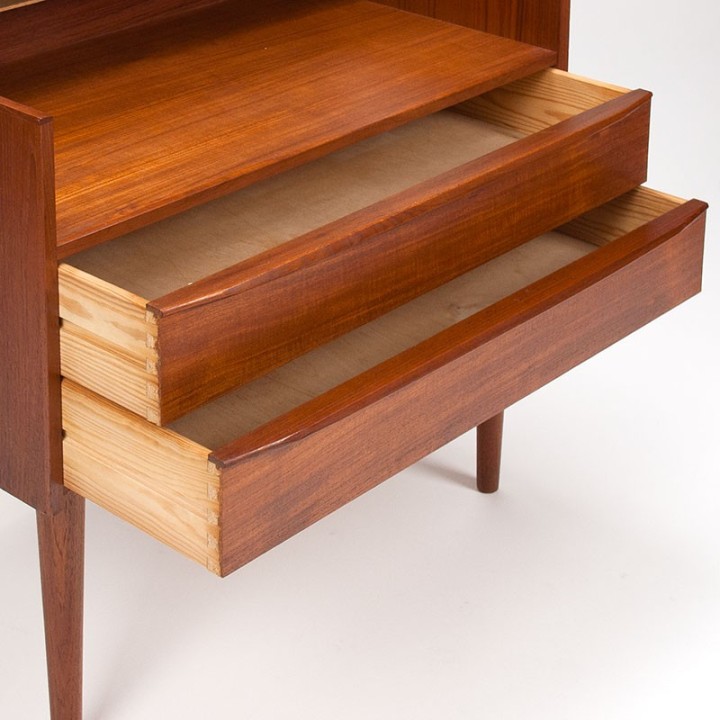 Mid-Century Deens teakhouten vintage ladekast en kaptafel in 1