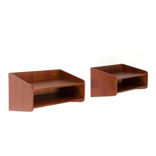 Set of 2 floating Danish vintage open bedside tables in teak