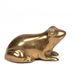 Brass vintage figurine of a frog