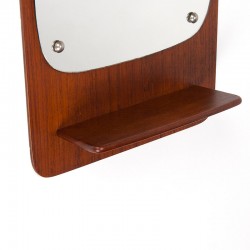 Teakhouten spiegel met plankje hoog vintage model