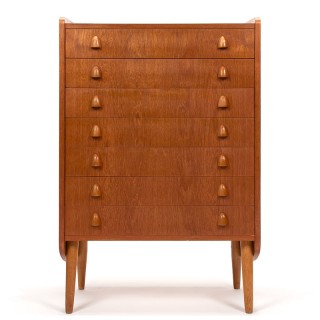 Groot model vintage ladekast in bijzondere vormgeving met 7