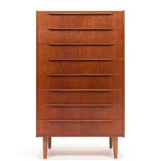 Tallboy Deense vintage Mid-Century ladekast met 8 lades