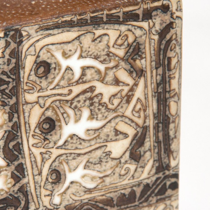 Royal Copenhagen Aluminia Baca vintage model 719/3475