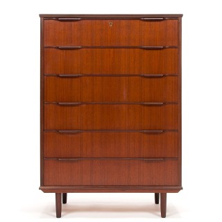 Large Mid-Century Danish chest of drawers Ejsing Møbelfabrik
