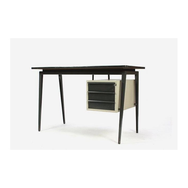 Industrial desk by Marko