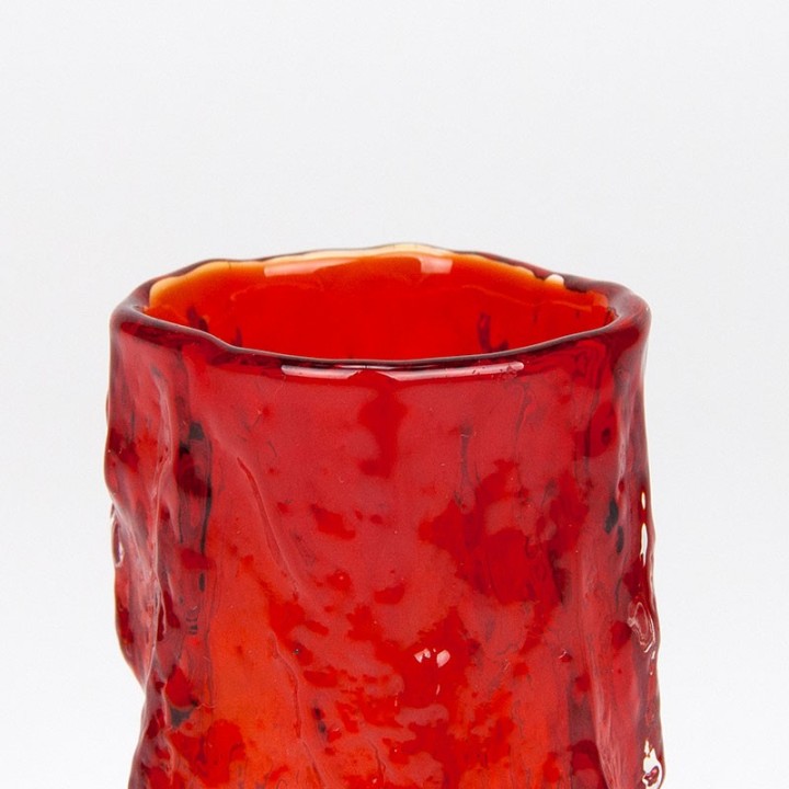 Vintage Whitefriars Bark vaasje in rood glas