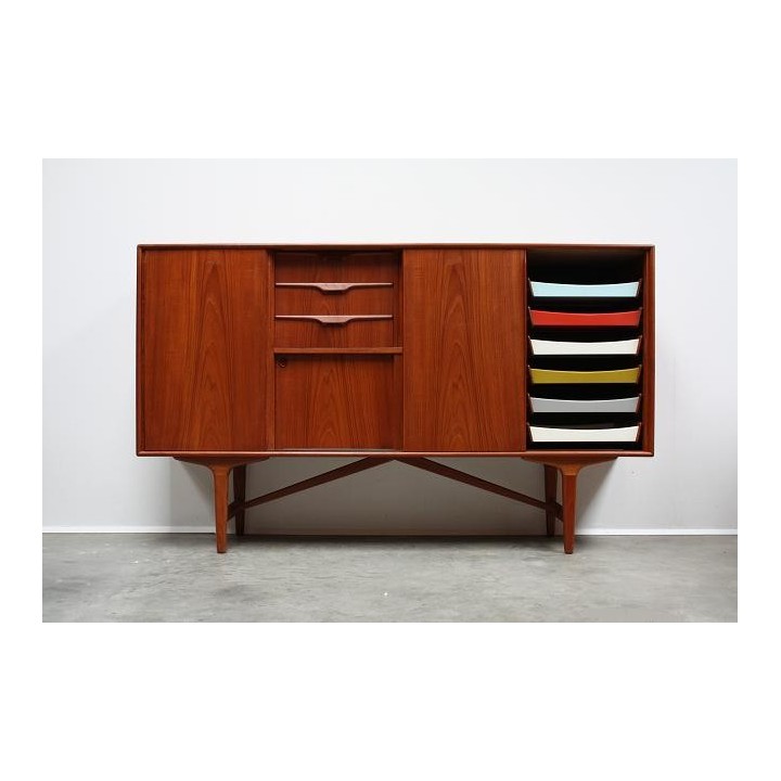 Sideboard in teak with colored drawers - Retro Studio