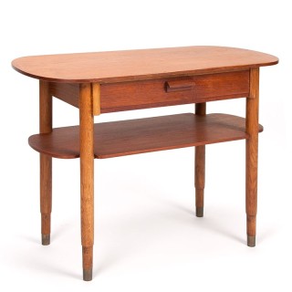 Mid-Century Deense bijzettafel/ kastje in teak en eiken