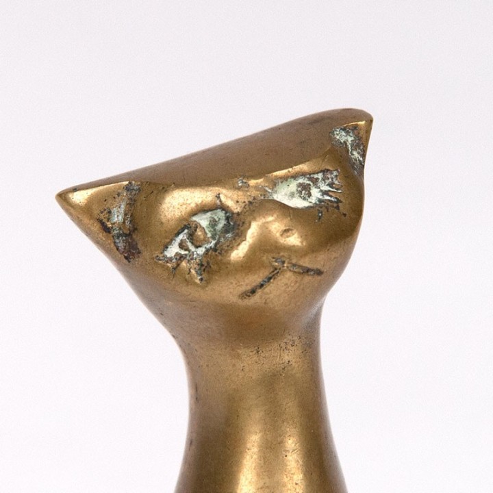 Small vintage brass cat figurine