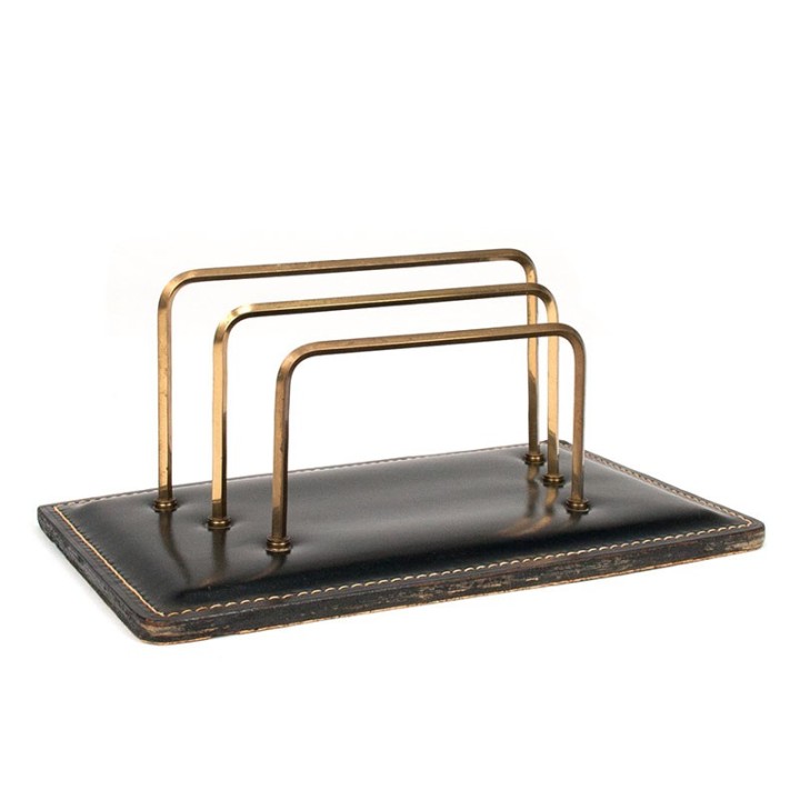 Brievenhouder vintage model zwart met messing beugels