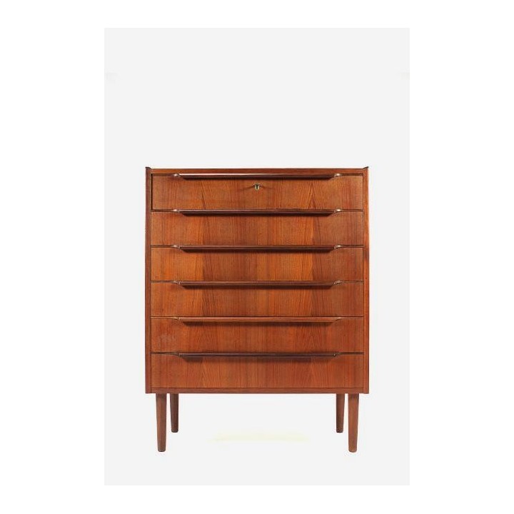 Chest of drawers in teak from Denmark - Retro Studio