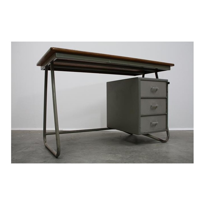 Marko design bureau - Retro Studio