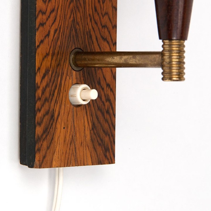 Palissanderhouten Deense vintage wandlamp E.S. Horn