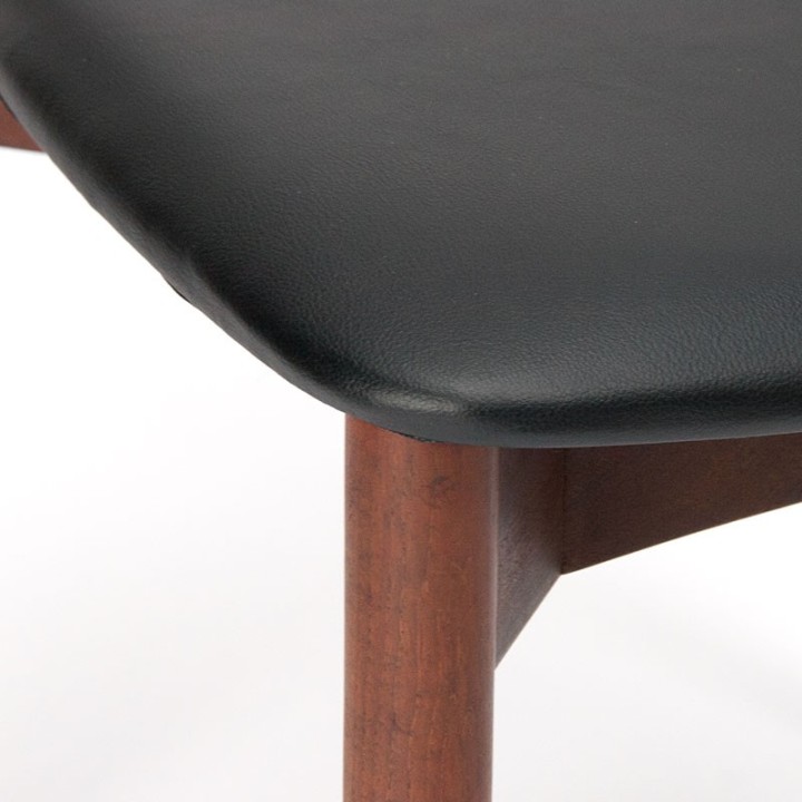 Model 59 Danish vintage dining table chair design Harry