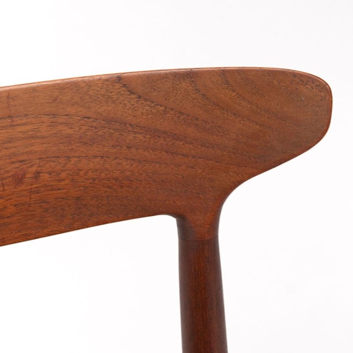 Model 59 Danish vintage dining table chair design Harry