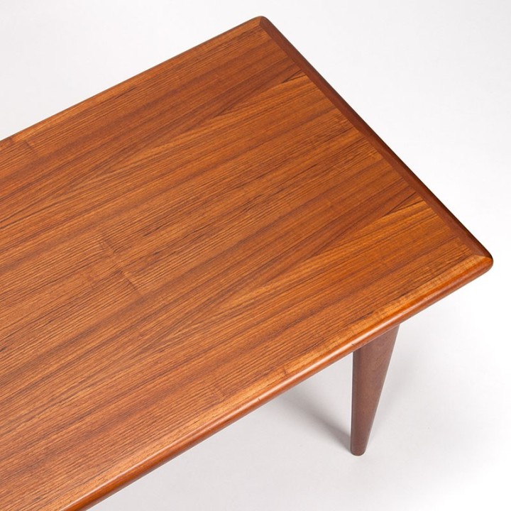 J.L. Møller Deense vintage salontafel in teak