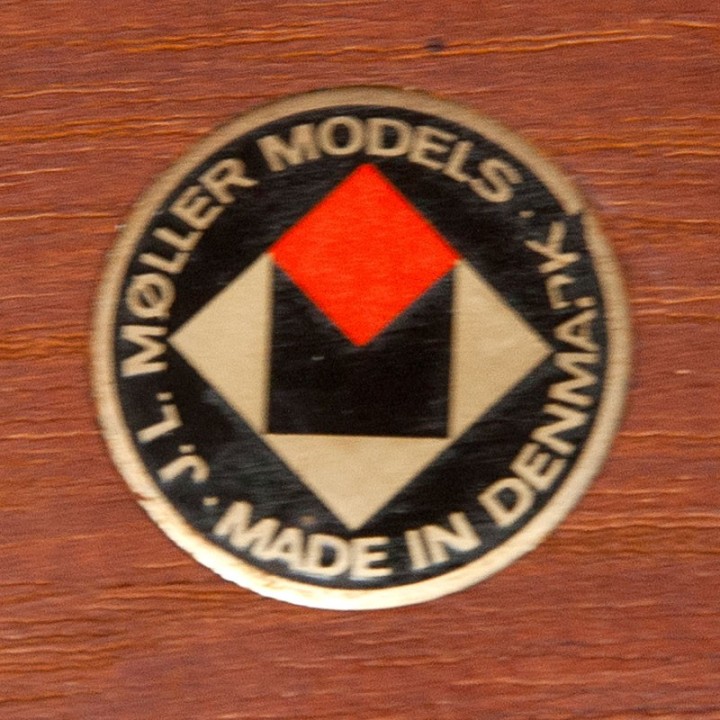 J.L. Møller Deense vintage salontafel in teak