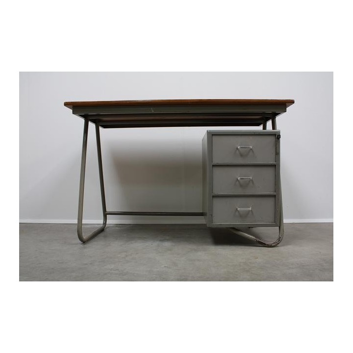 Marko design bureau - Retro Studio