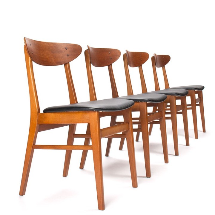 Model 210 set van 4 vintage Farstrup eettafel stoelen