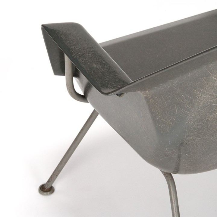 Vroeg vintage model 416 fauteuil ontwerp Wim Rietveld en Andre