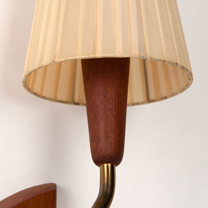 Deens wandlampje met klemkapje vintage jaren 50