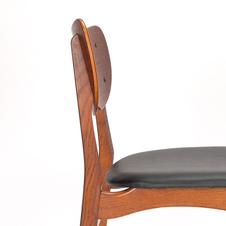 Mid-Century stoel met bijzondere vorm Deens vintage design