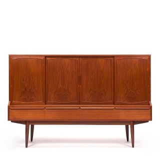 Henning Kjaernulf Deens Mid-Century design dressoir voor Vejle