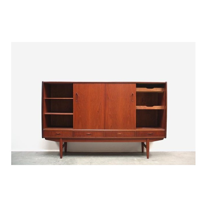 Dressoir uit Denemarken - Retro Studio
