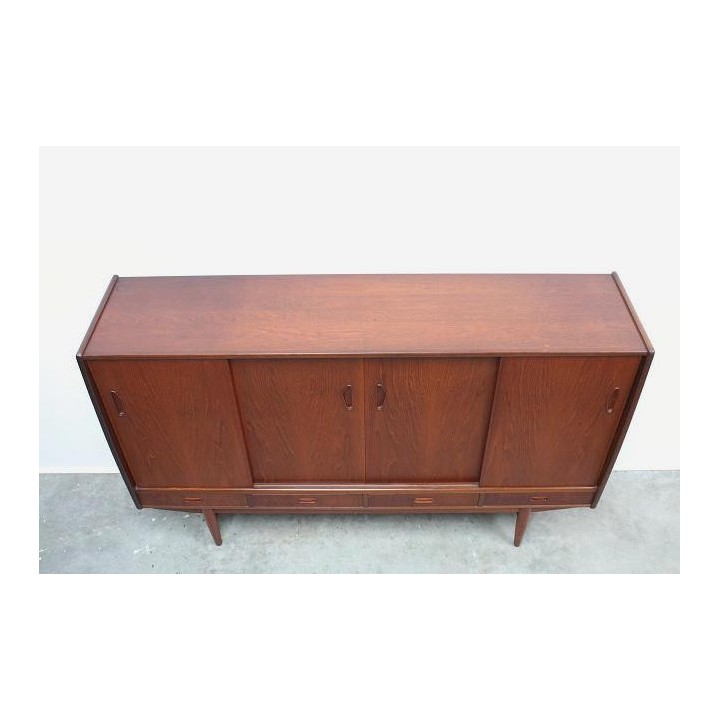 Dressoir uit Denemarken - Retro Studio