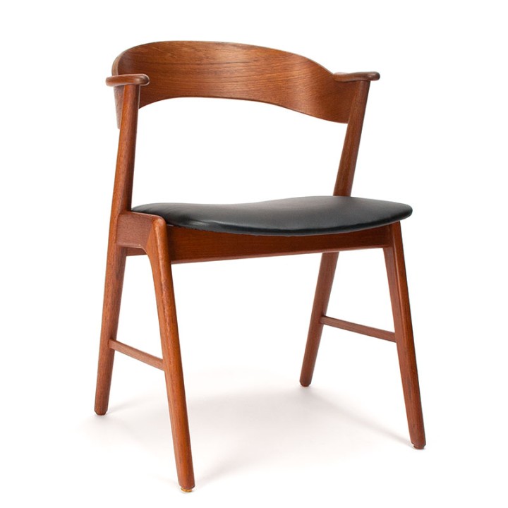 Mid-Century Modern vintage chair model 32 in teak