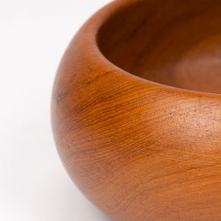 Deense ronde serveerschaal in teak vintage jaren 60