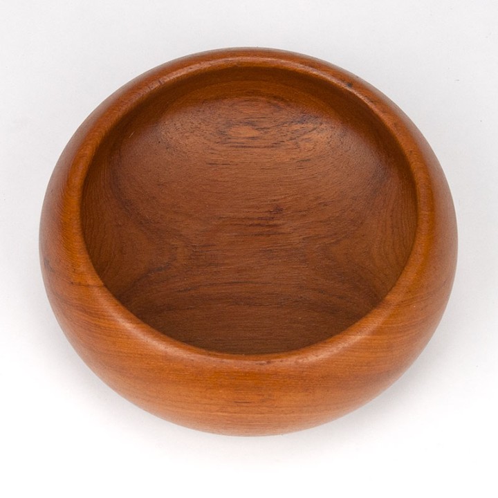 Danish round serving bowl in teak, vintage 1960s