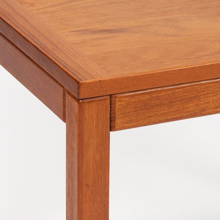 Vintage Deense teakhouten bijzet en/ of side tafel van Vejle