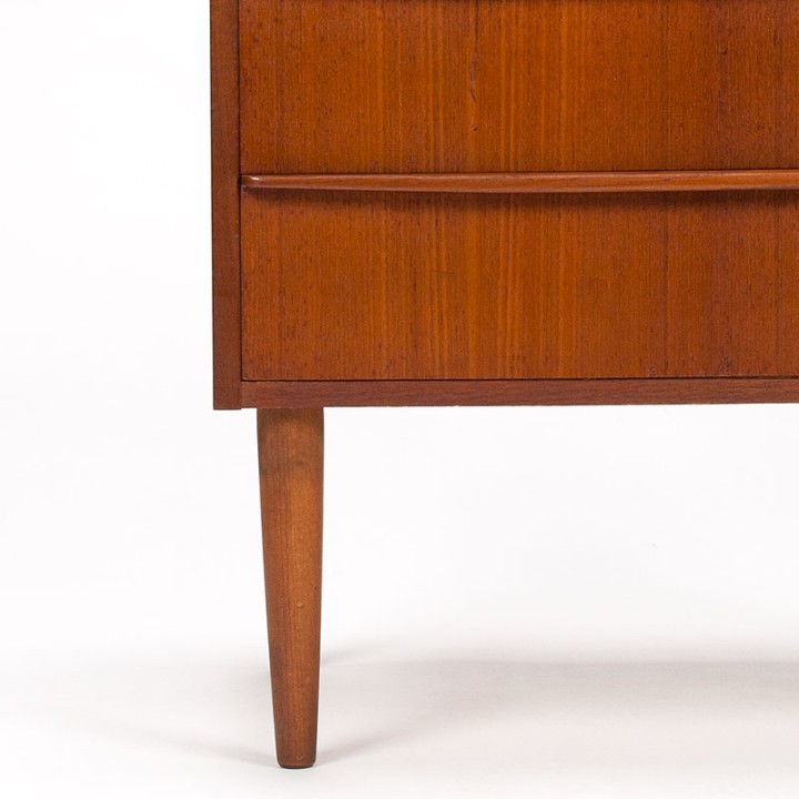 Deense Mid-Century vintage ladekast met 3 lades