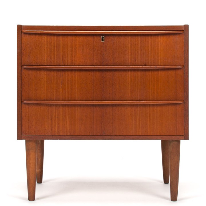 Danish Mid-Century vintage chest of drawers with 3 drawers